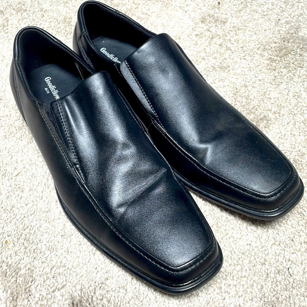 Good fellow loafers in black slip ins size 11 comfortable